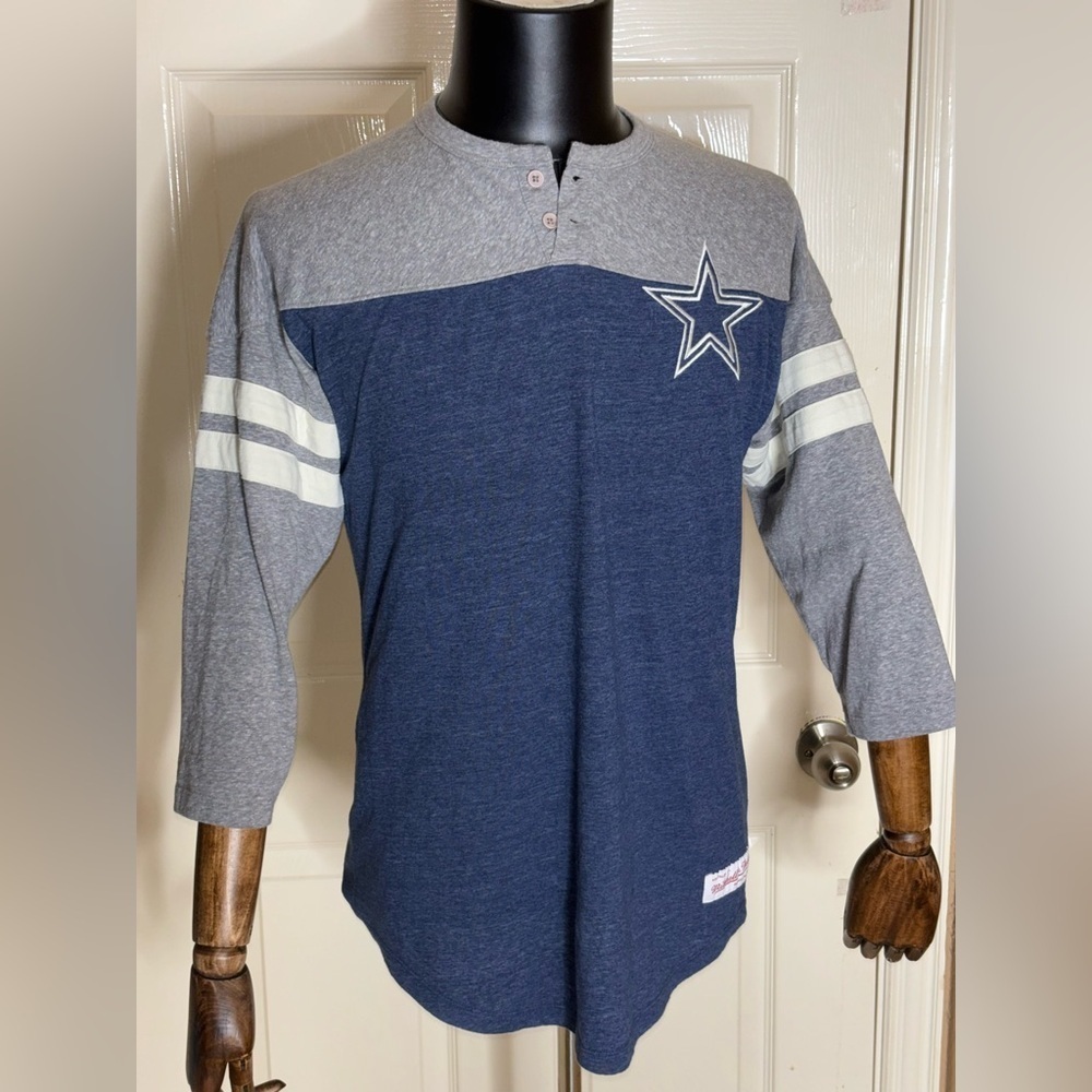 Mitchell & Ness Throwbacks Dallas Cowboys Tri Blend Henley Striped Sleeves M​​​